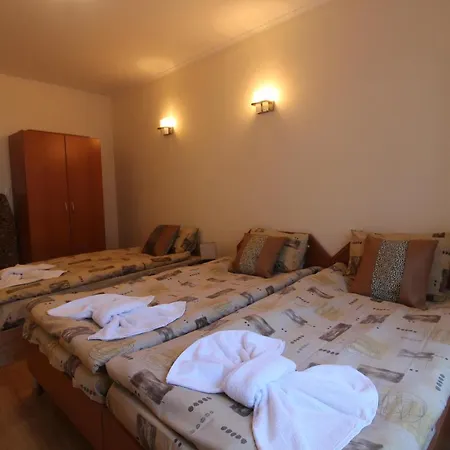 2 Bedroom Apartment Near Gondola Bansko Exterior photo