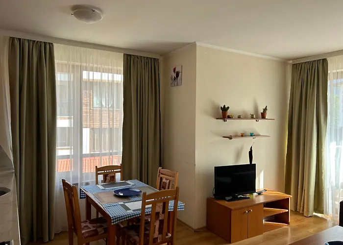 2 Bedroom Apartment Near Gondola