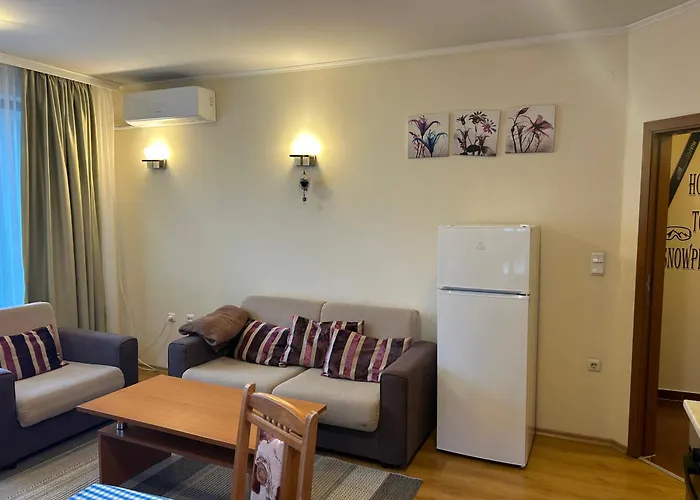 2 Bedroom Apartment Near Gondola