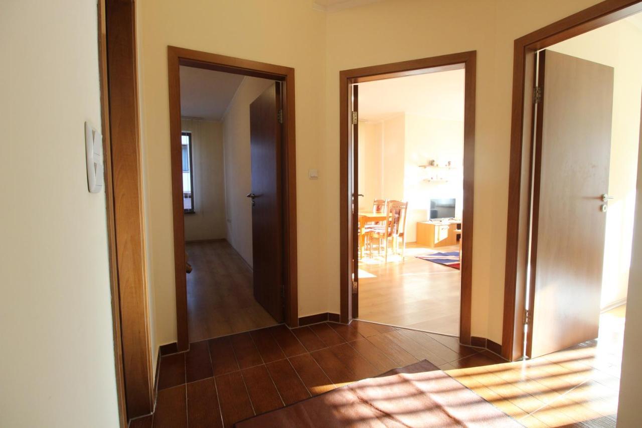 2 Bedroom Near Gondola